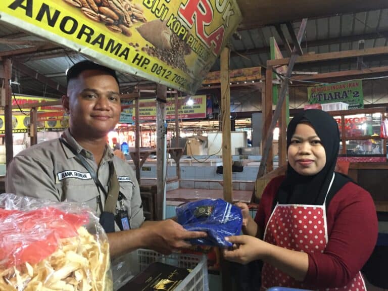 Sejak berdiri pada tanggal 25 September 2020 PT. BPRS Fadhilah Kota Bengkulu (Perseroda) atau yang lebih dikenal dengan Bank Fadhilah memiliki moto untuk menjadi yang utama dan bermanfaat